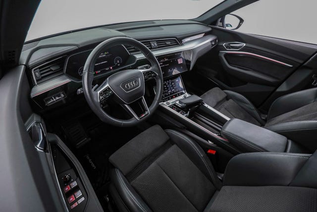 2021 AUDI E-TRON - 15