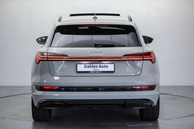 2021 AUDI E-TRON - 9