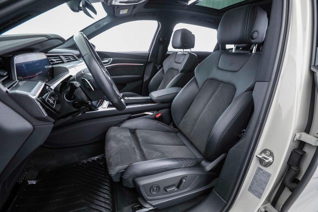 2021 AUDI E-TRON - 36