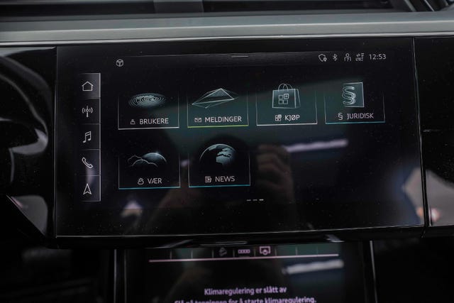 2021 AUDI E-TRON - 24