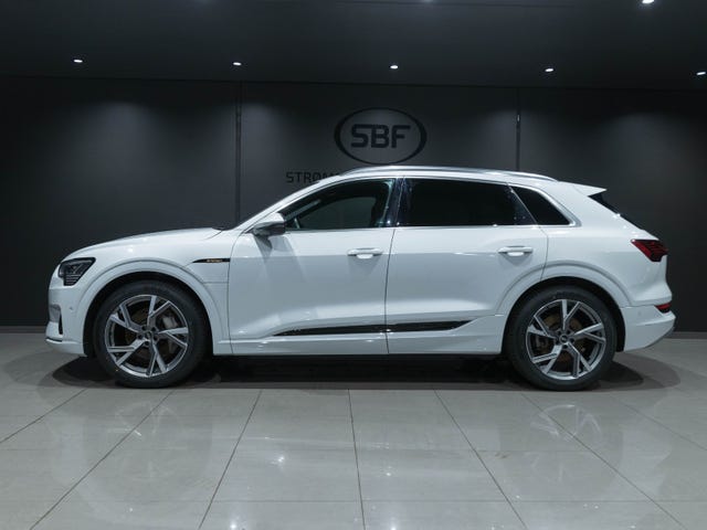 WAUZZZGE5MB014647 2021 AUDI E-TRON-1