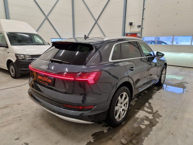 2021 AUDI E-TRON - 18