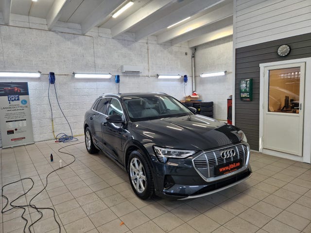 2021 AUDI E-TRON - 9
