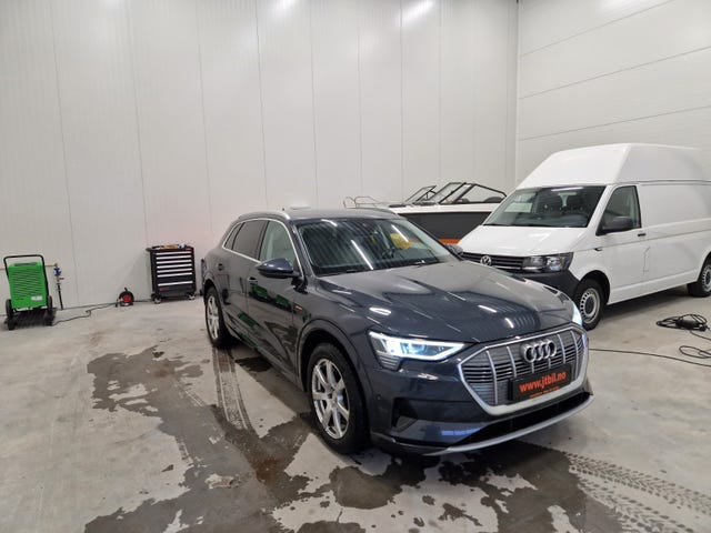 2021 AUDI E-TRON - 11
