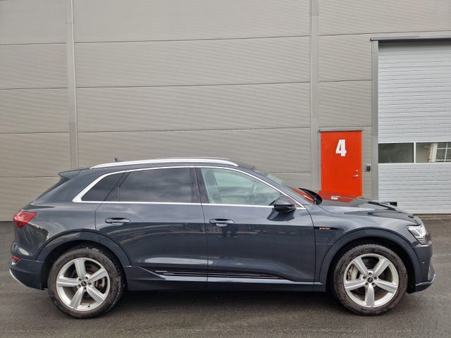 2021 AUDI E-TRON - 8