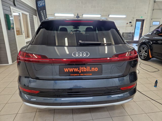 2021 AUDI E-TRON - 21
