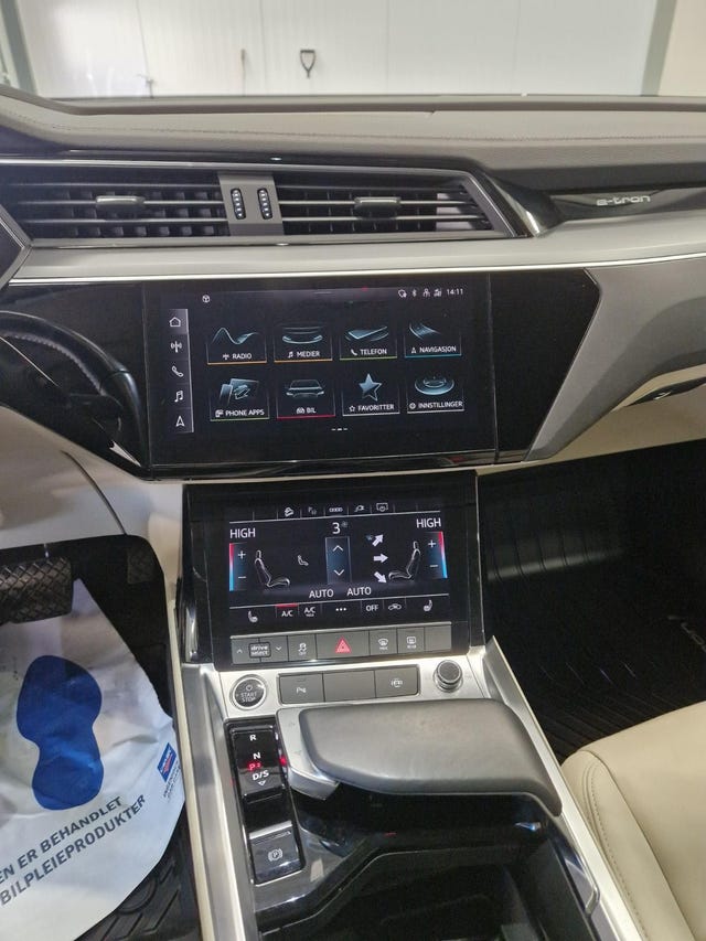 2021 AUDI E-TRON - 29
