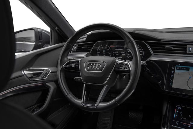 2021 AUDI E-TRON - 15