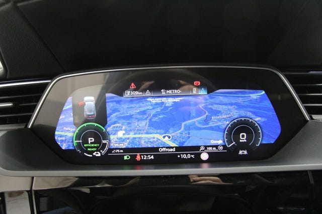 2020 AUDI E-TRON - 15