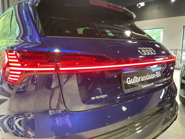 2020 AUDI E-TRON - 8