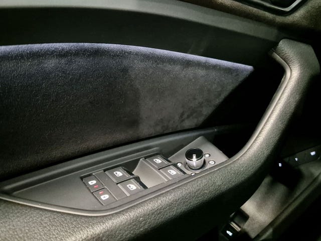 2020 AUDI E-TRON - 23