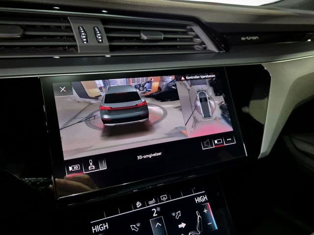 2020 AUDI E-TRON - 21