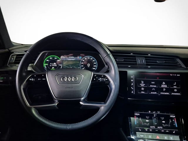 2020 AUDI E-TRON - 15
