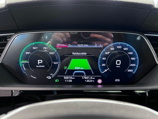 2020 AUDI E-TRON - 18