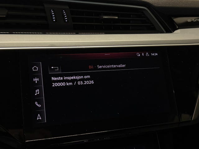 2020 AUDI E-TRON - 32