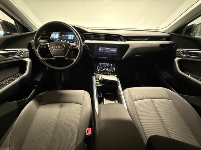 WAUZZZGE9LB012091 2020 AUDI E-TRON-4