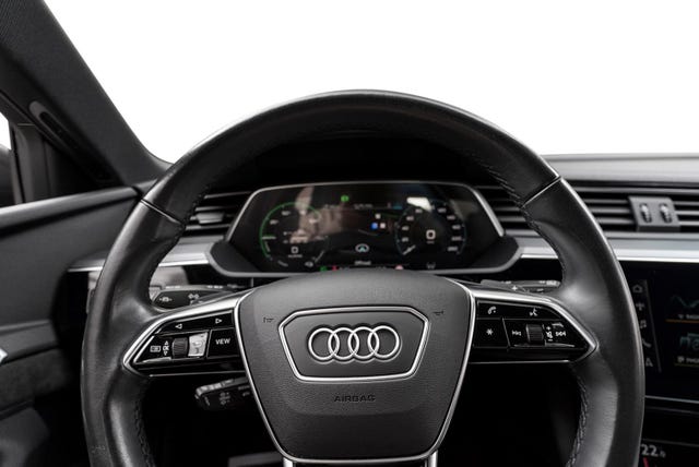 2021 AUDI E-TRON - 16