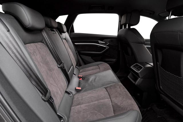 2021 AUDI E-TRON - 27