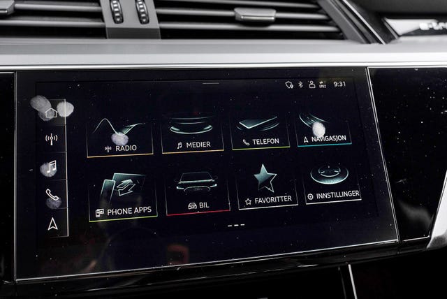 2021 AUDI E-TRON - 23