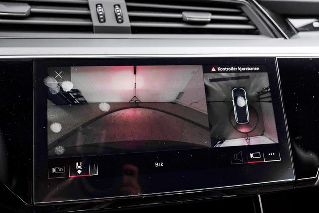2021 AUDI E-TRON - 24