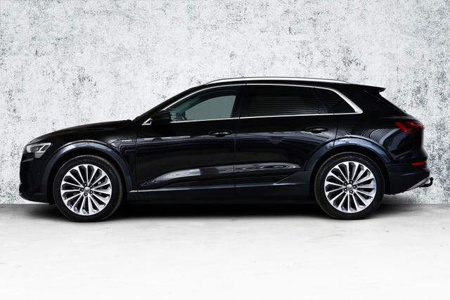 2020 AUDI E-TRON - 9