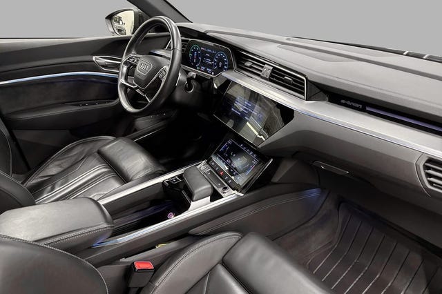 2020 AUDI E-TRON - 22