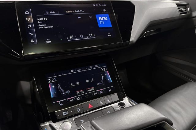2020 AUDI E-TRON - 27