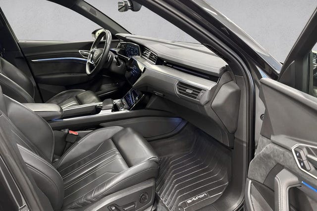 2020 AUDI E-TRON - 20