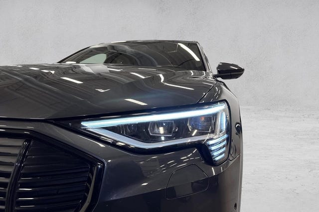 2020 AUDI E-TRON - 30