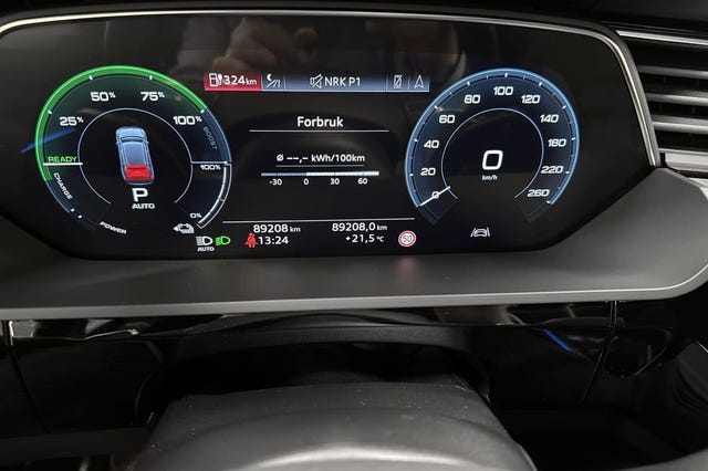 2020 AUDI E-TRON - 31