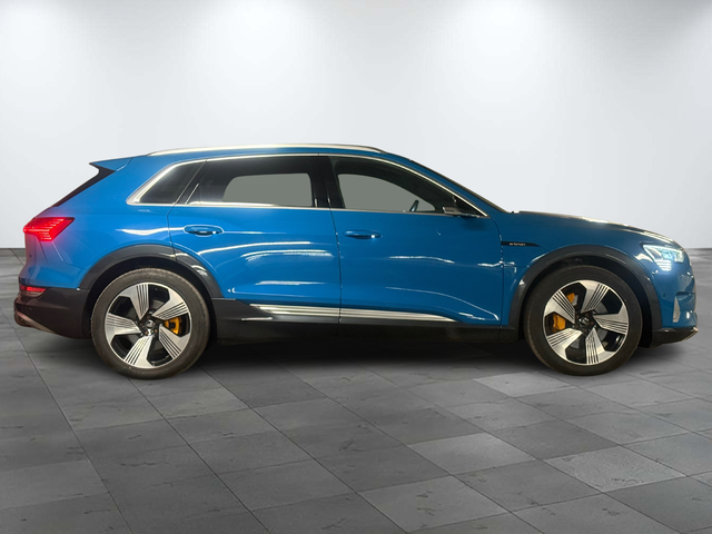 WAUZZZGE5KB005203 2020 AUDI E-TRON-4