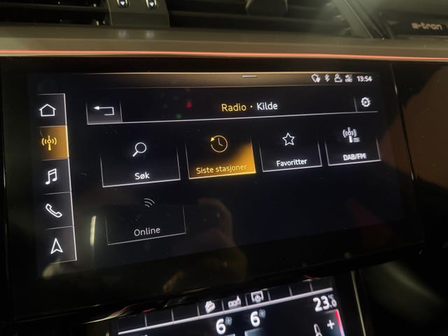 2020 AUDI E-TRON - 23