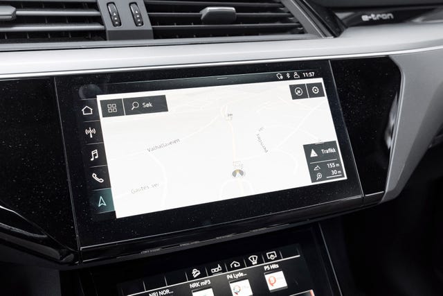 2021 AUDI E-TRON - 31