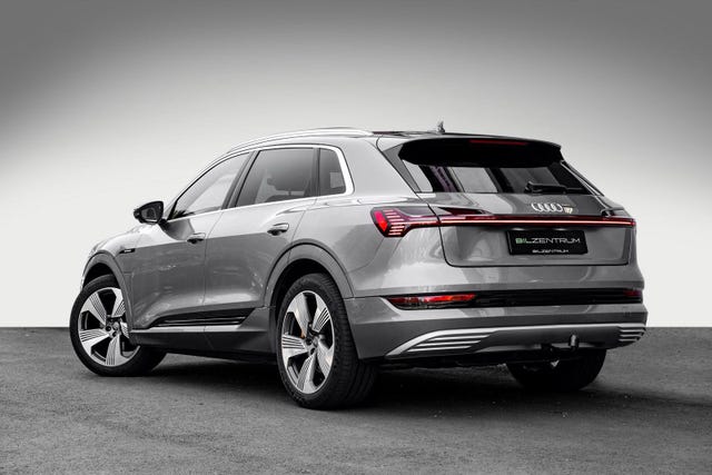 WAUZZZGE6LB012713 2021 AUDI E-TRON-1