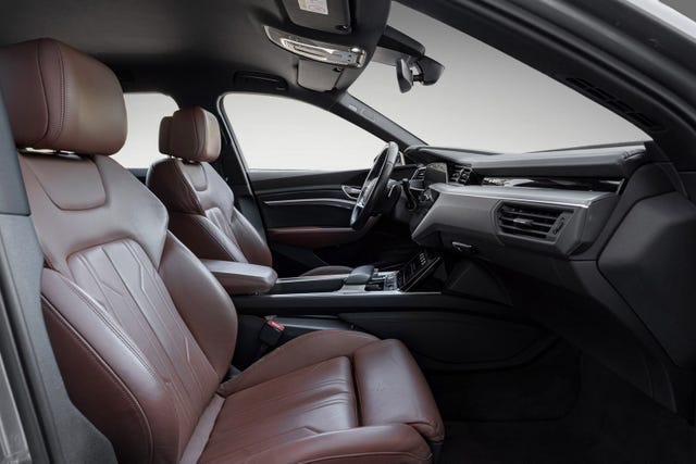 2021 AUDI E-TRON - 10