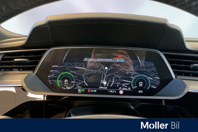 2020 AUDI E-TRON - 12