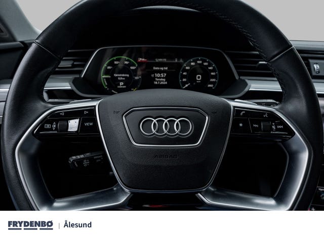 2020 AUDI E-TRON - 10