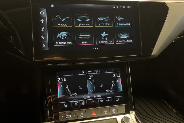 2021 AUDI E-TRON - 15