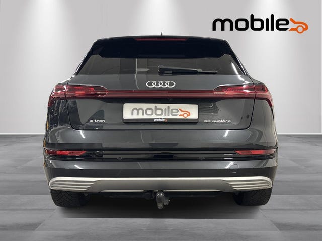 WAUZZZGE3LB017318 2020 AUDI E-TRON-3