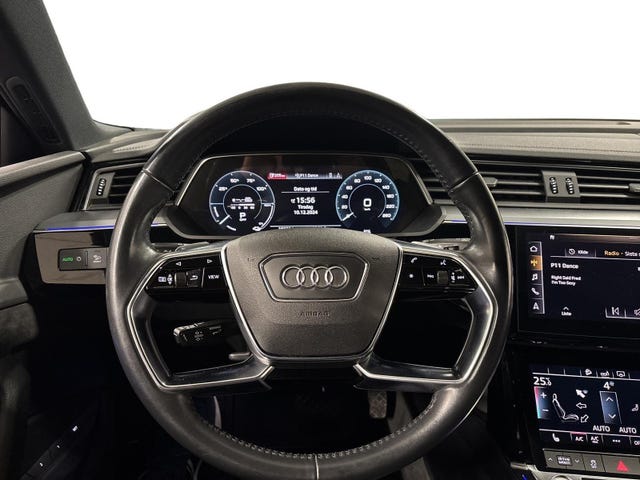 2020 AUDI E-TRON - 9