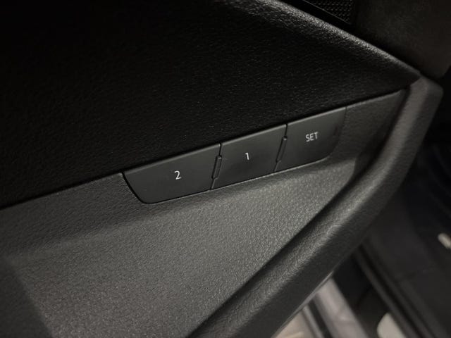 2020 AUDI E-TRON - 27