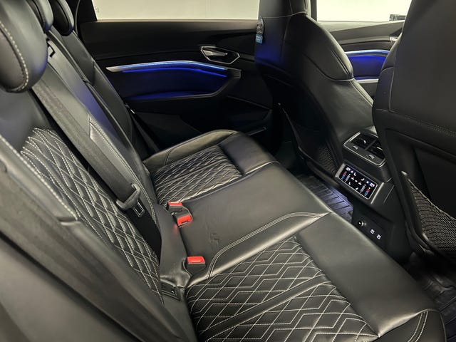 2021 AUDI E-TRON - 27