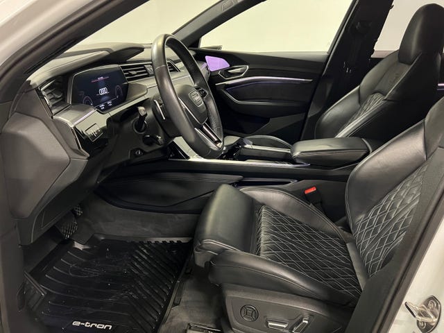 2021 AUDI E-TRON - 20