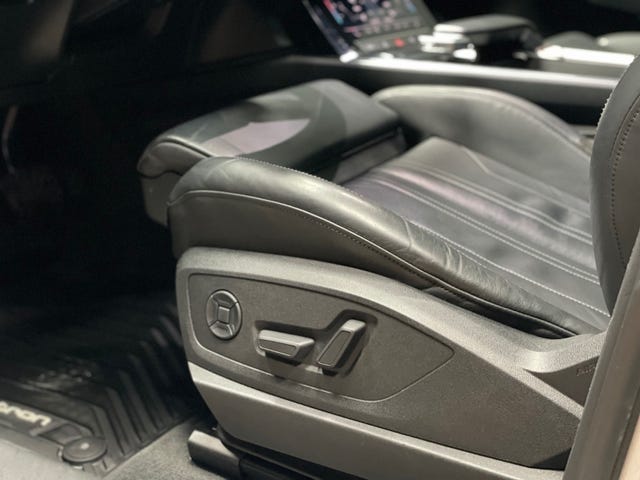 2020 AUDI E-TRON - 11