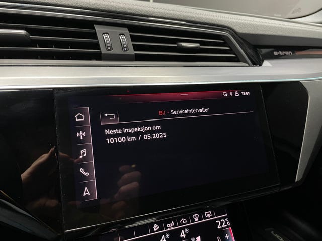 2020 AUDI E-TRON - 19