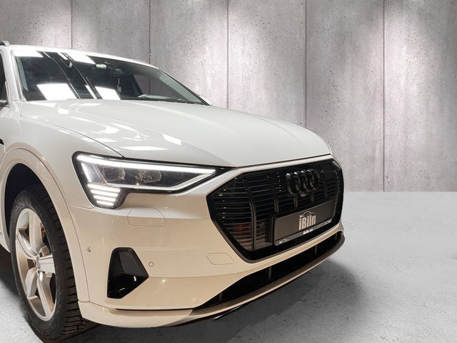 WAUZZZGE3LB013706 2020 AUDI E-TRON-1