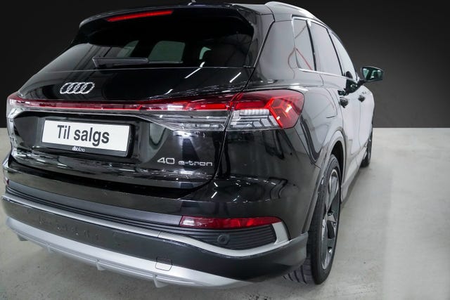 WAUZZZFZ1NP014945 2021 AUDI E-TRON-5