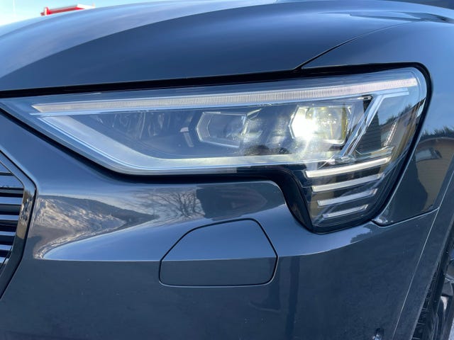 2021 AUDI E-TRON - 25
