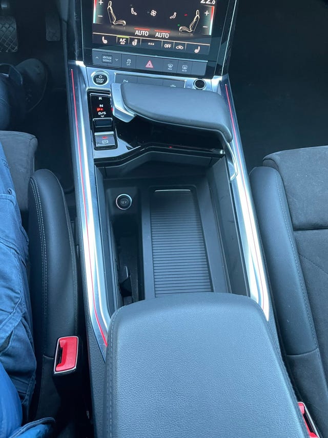 2021 AUDI E-TRON - 28