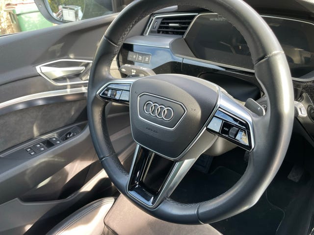 2021 AUDI E-TRON - 10
